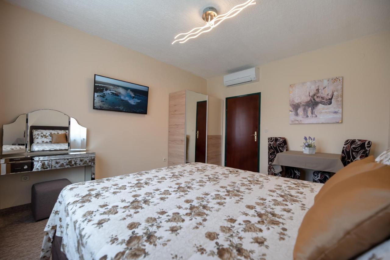 Apartmani Tome ซาดาร์ ภายนอก รูปภาพ