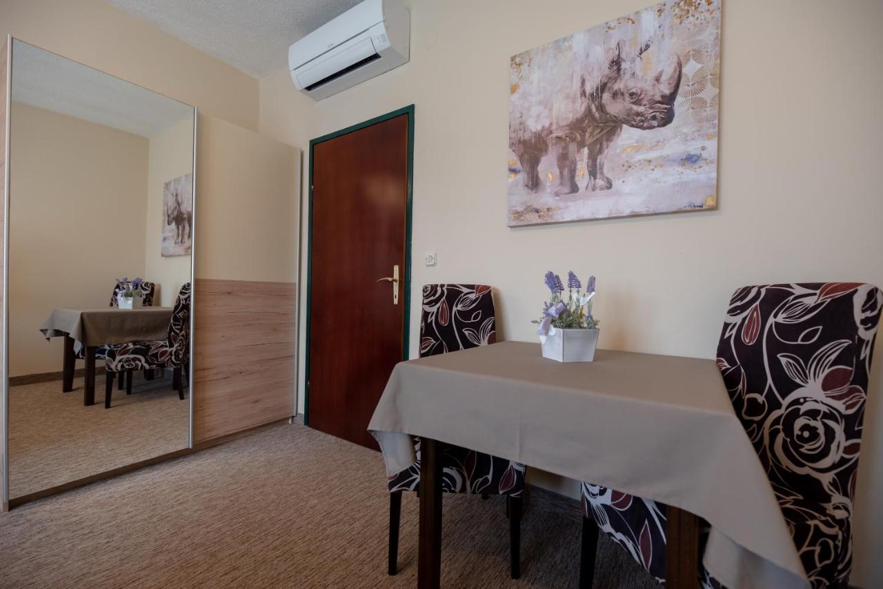 Apartmani Tome ซาดาร์ ภายนอก รูปภาพ