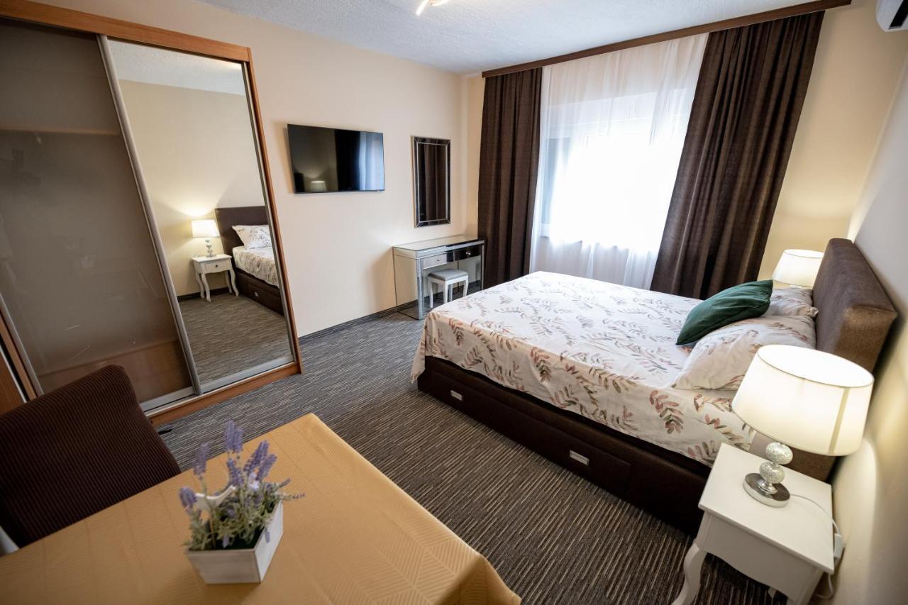 Apartmani Tome ซาดาร์ ภายนอก รูปภาพ
